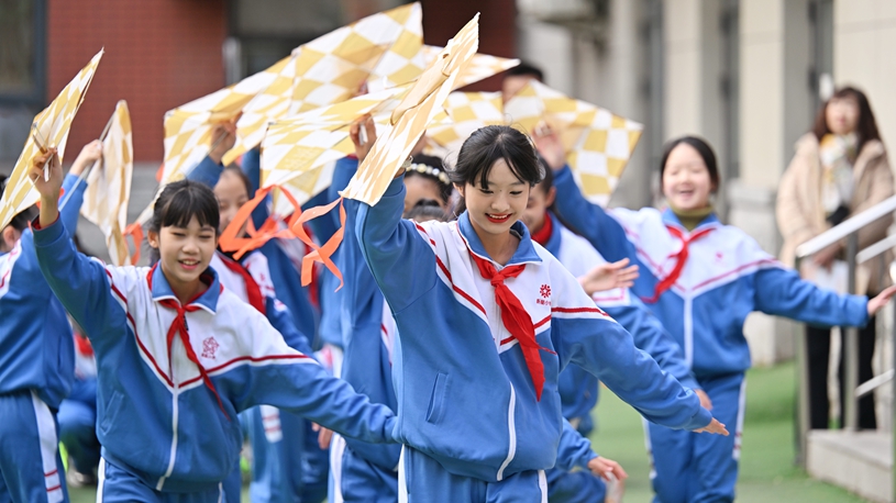但在慢镜头